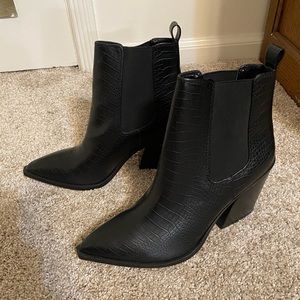 Steve Madden black leather crocodile booties